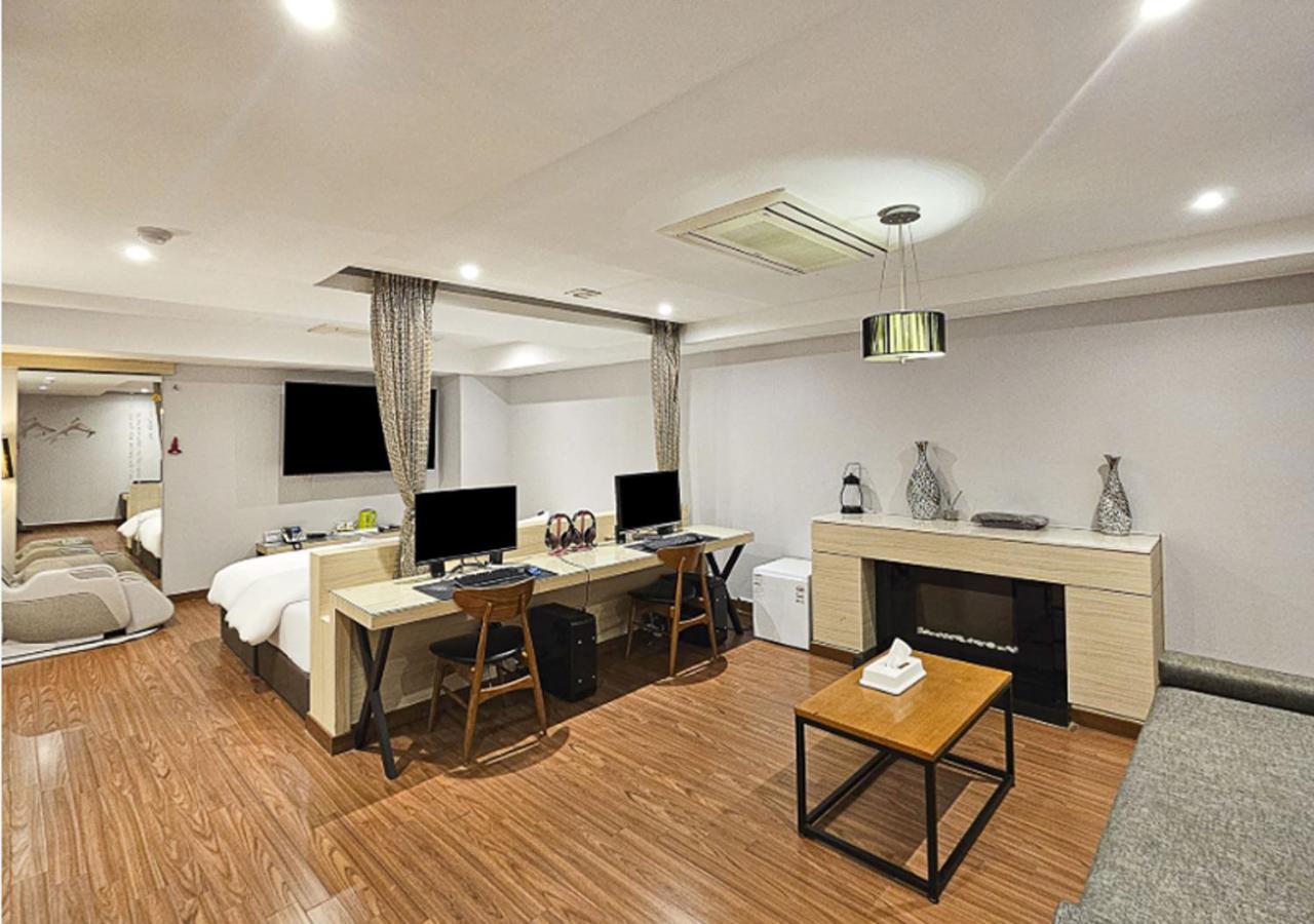 Regency Hotel Seongnam Exterior foto