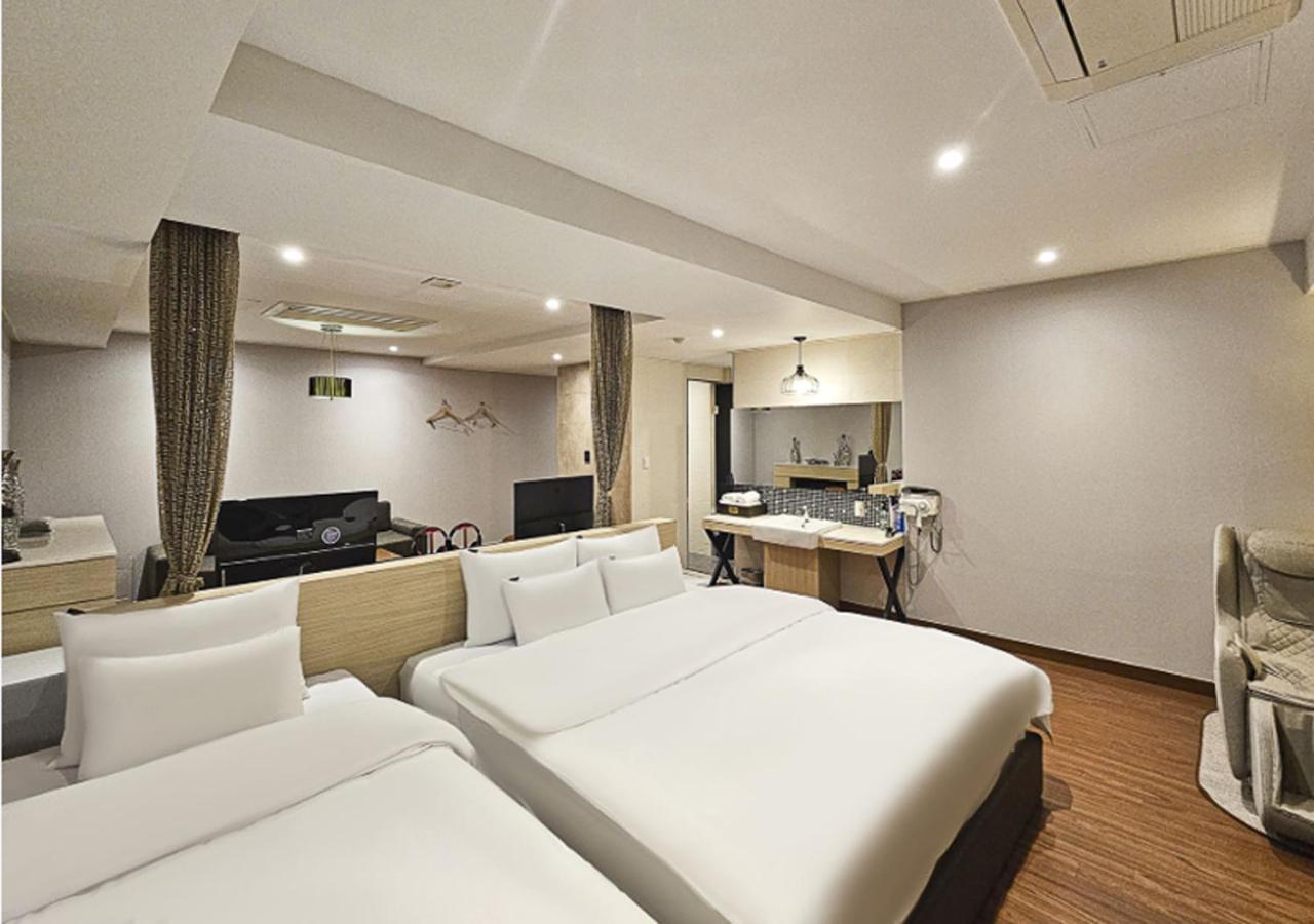 Regency Hotel Seongnam Exterior foto