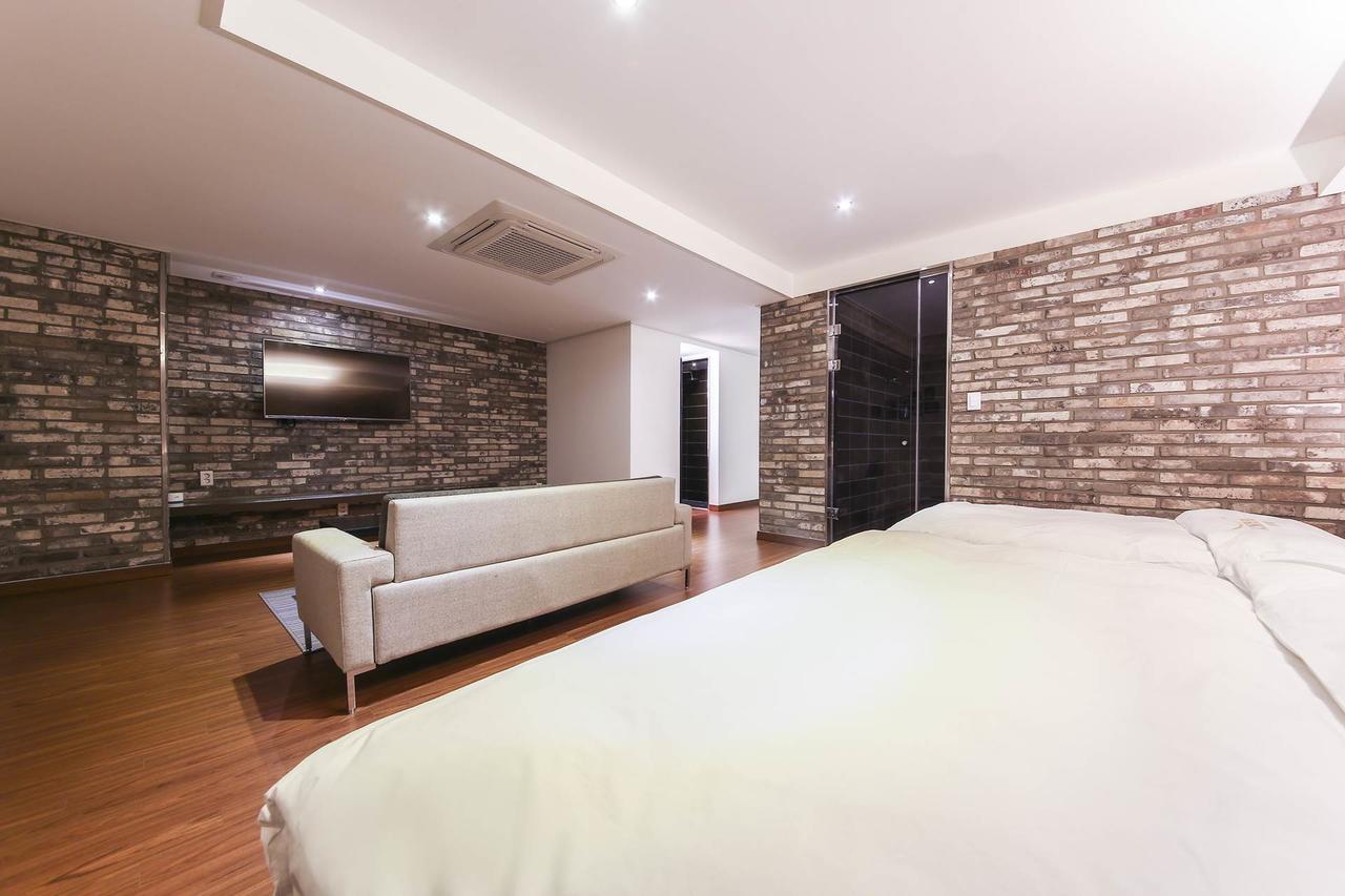 Regency Hotel Seongnam Exterior foto